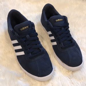 Adidas navy sneakers